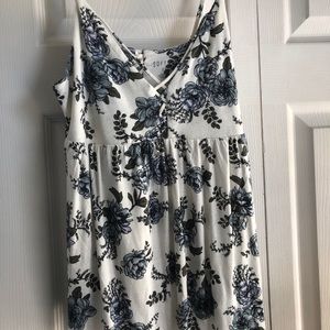 NWOT American Eagle Floral Cami ~ Super Soft Tee